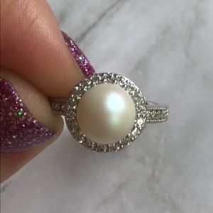 Fragrant Jewels Pearl Classic Cocktail Ring